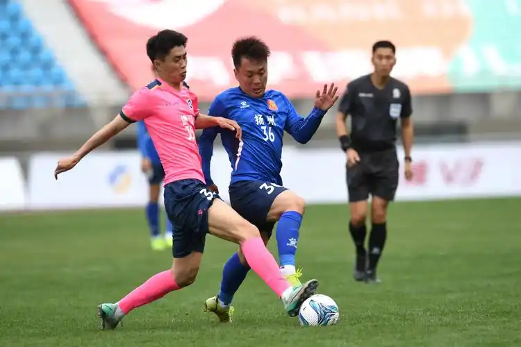 意大利乙级联赛：弗罗西诺内 VS 巴里